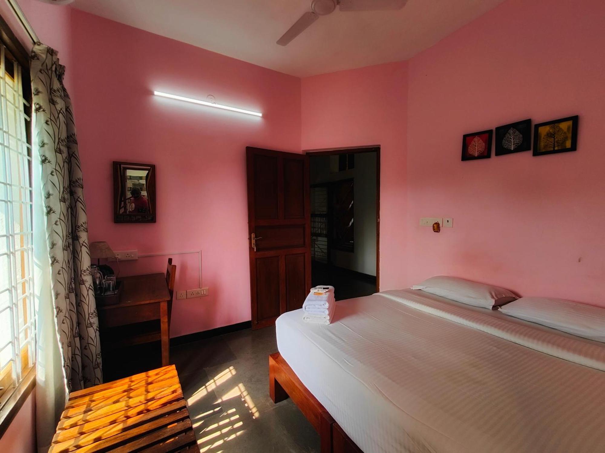 Sun Farm House Auroville Buitenkant foto