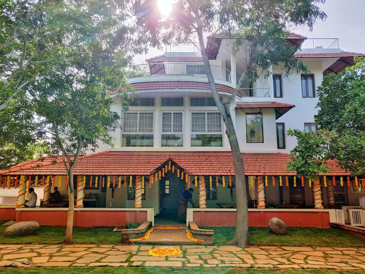 Sun Farm House Auroville Buitenkant foto
